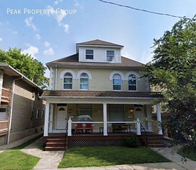 Building Photo - 82 W 8th Ave Rental