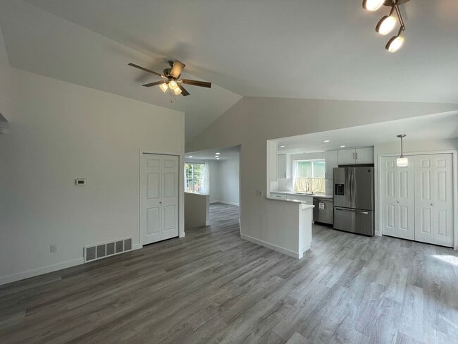 38019 24th Ct S