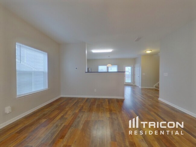 Photo - 1135 Blue Topaz Dr