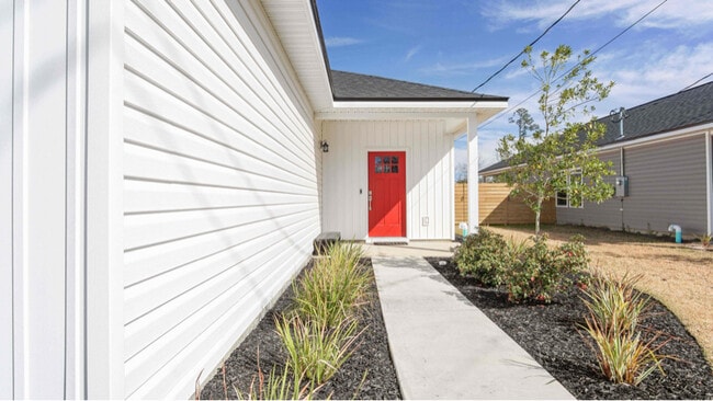 Photo - 2910 Clearview Ave