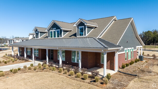 Leasing Office - The Hub on Harris