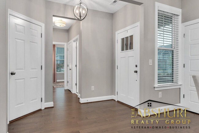 Photo - 133 Ainsdale Pl