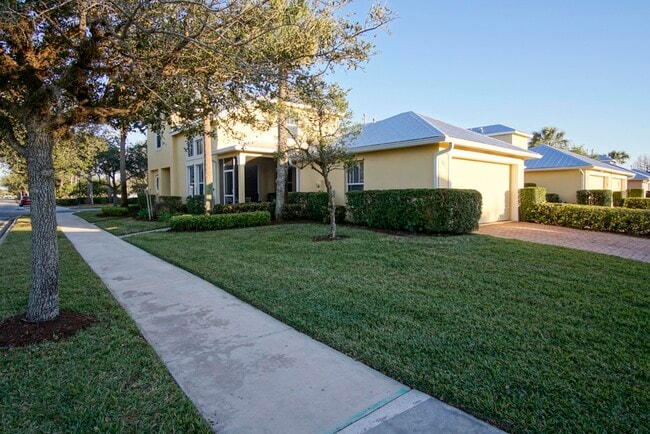 Photo - 10751 SW West Park Ave