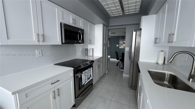 Photo - 18071 Biscayne Blvd Unit 704