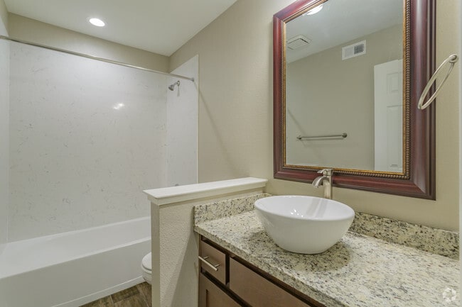 Studio - 480 SF The Madera