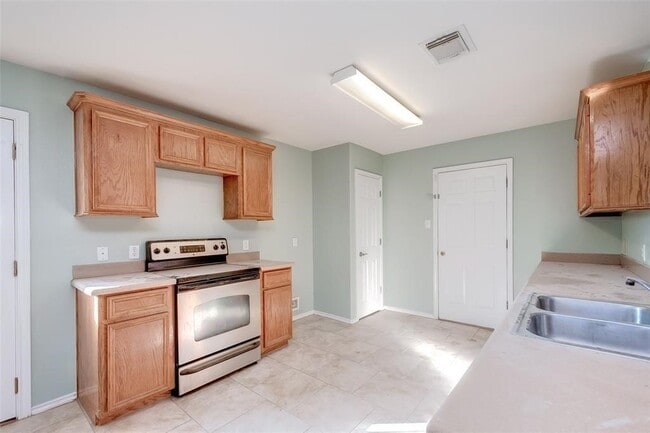 Photo - 18735 Reynolds Park Dr