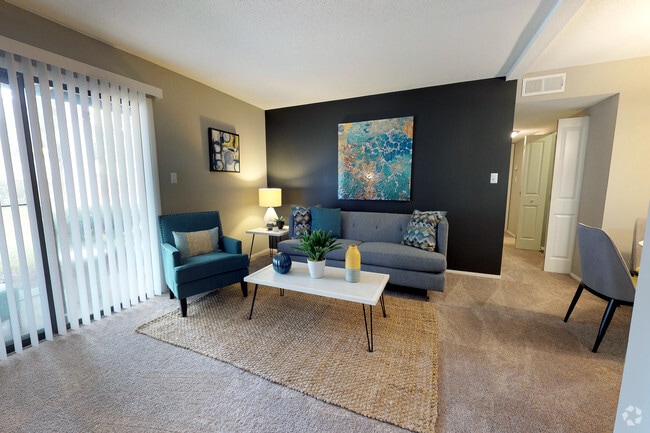 2BR, 1.5BA - 1000 SF