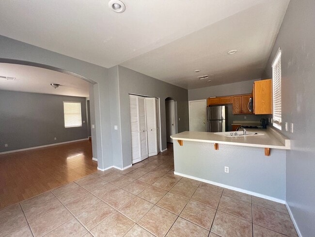 Photo - Nice Single-Family House in Silverado Ranch