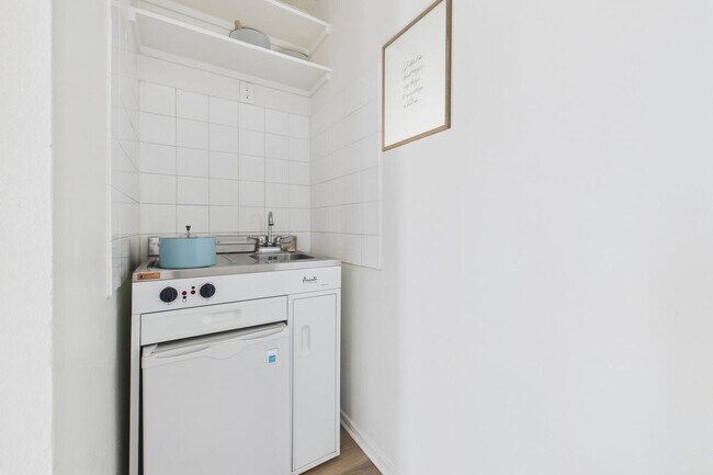 Variel Apartments