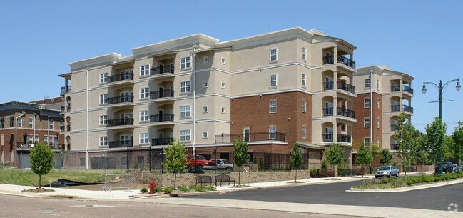 Photo - State Place at South End