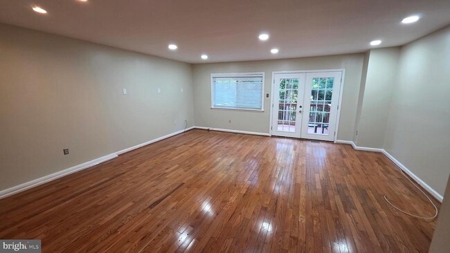 Photo - 13 Wellspring Cir