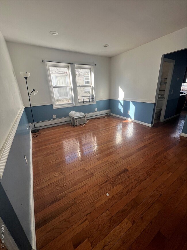 Photo - 177-37 106th Ave Unit 2nd Floor