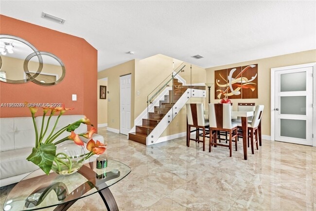 Photo - 16453 SW 97th St