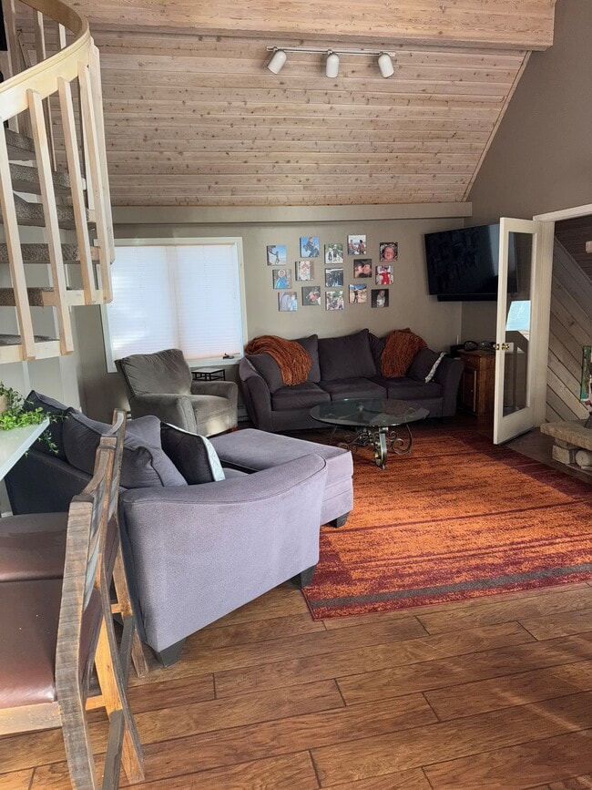Photo - 1256 Forest Hills Dr