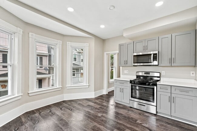 Photo - 223 13th St Unit 2