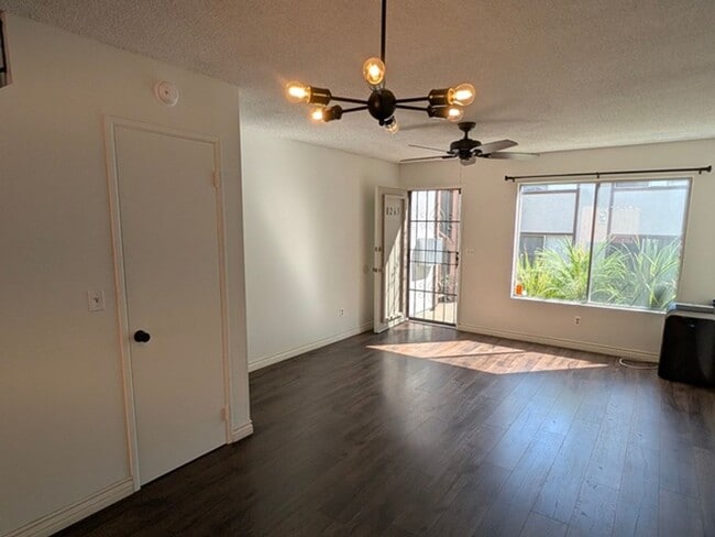 8265 Echo Dell Rd Unit 8265