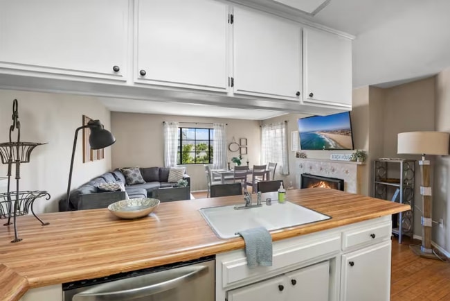 Photo - 1121 Pittsfield Ln