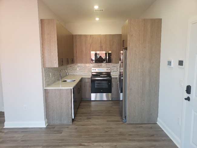 Photo - 953 Belmont Ave Unit 2