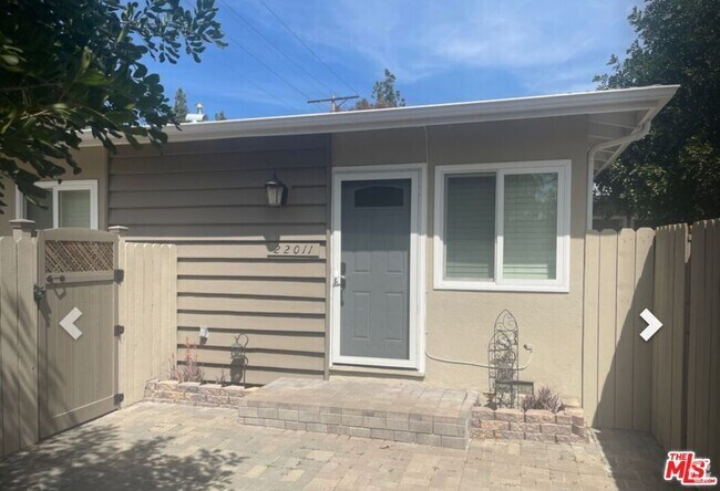 Building Photo - 22011 Crespi St Rental