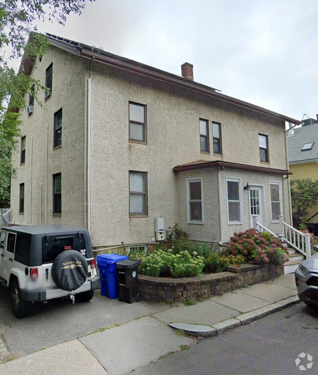 Building Photo - 13 White Pl Unit 1 Rental