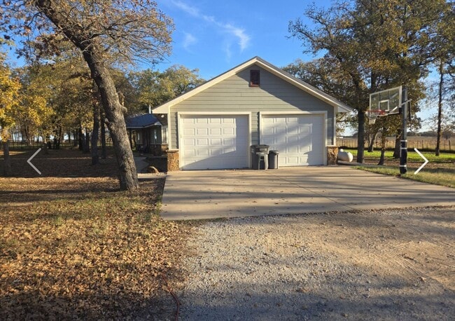 Photo - BROCK ISD / Private country living