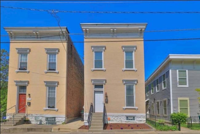 Building Photo - 2281 Loth St
