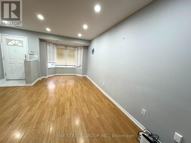 Photo - 19 Rosebank Dr