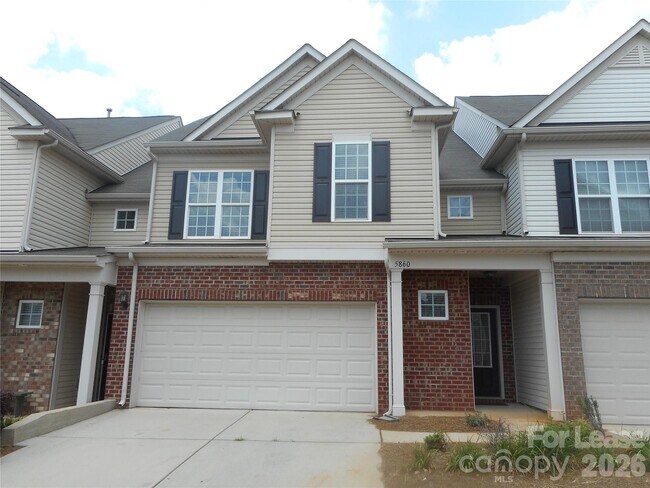 Building Photo - 5860 Glassport Ln