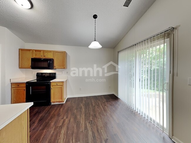 Photo - 8526 Appledale Dr