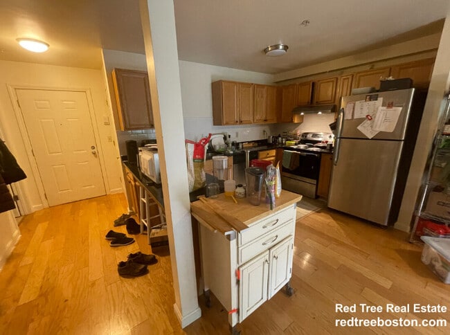 Photo - 34 Raymond St Unit 1