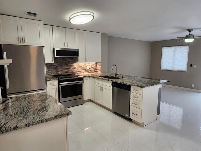 Photo - 1919 Discovery Cir E