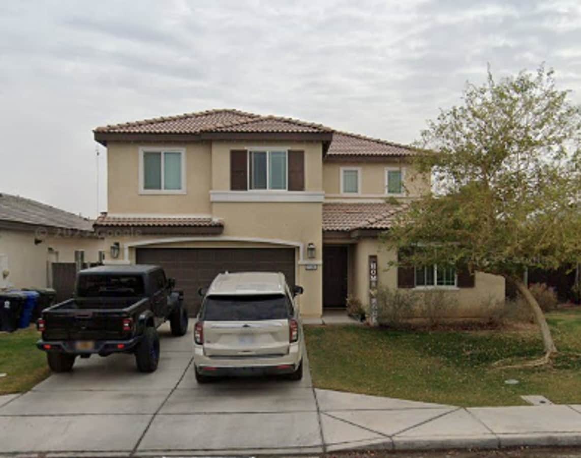 Charming 2 Story Home For Rent - Charming 2 Story Home For Rent