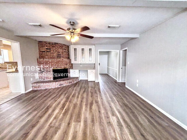 Photo - 12419 Lima Dr