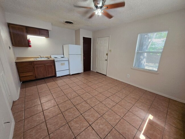 Photo - 1 Bedroom Apartment