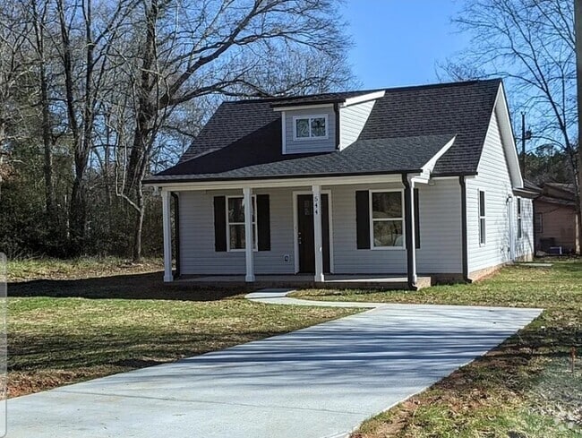 Building Photo - 544 Castlewood Cir Rental