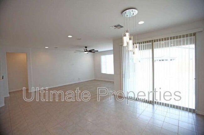 Photo - 25976 W Louise Dr