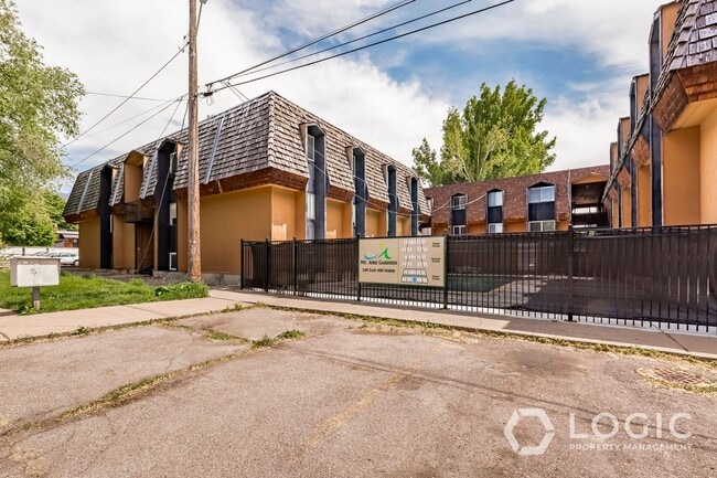 Great Condo in Prime Location! - Great Condo in Prime Location! Unit 35