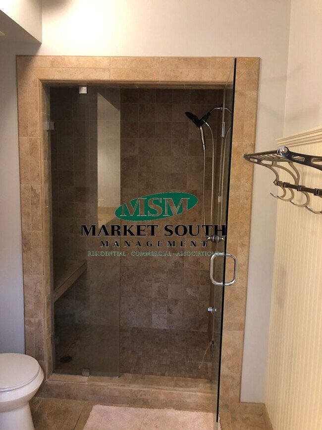 Photo - CONTEMPORARY STARLAND LOFT!