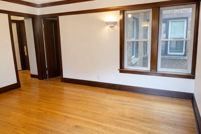 Photo - 2302 W Sunnyside Ave