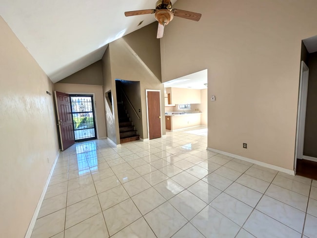 Photo - 1736 Augustine Pl