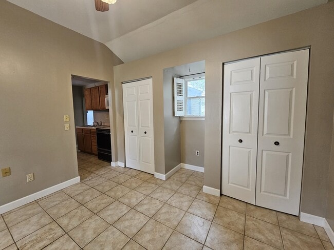 Photo - 43 St Celeste Dr