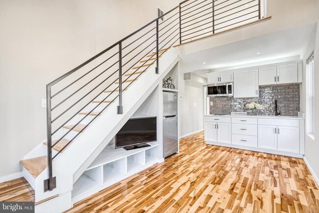 Photo - 10237 Stratford Ave Apartamento Unidad B