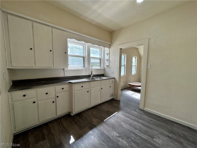 Photo - 1317 Plum St Unit Apt 1