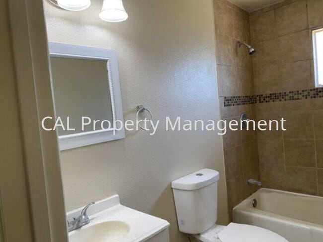 Photo - Quaint Home for Rent in Greenfield