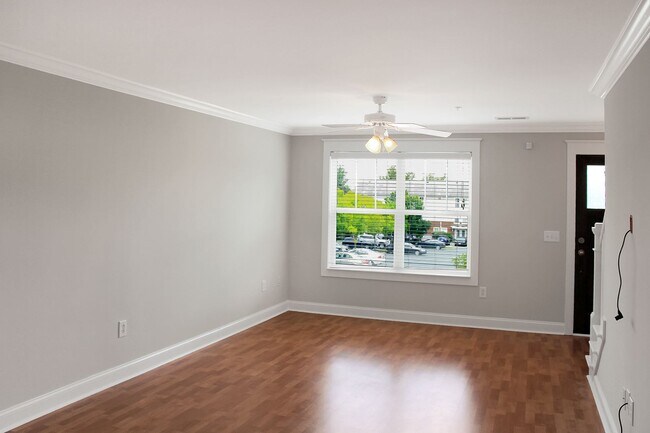 1855 Candlewood Ct