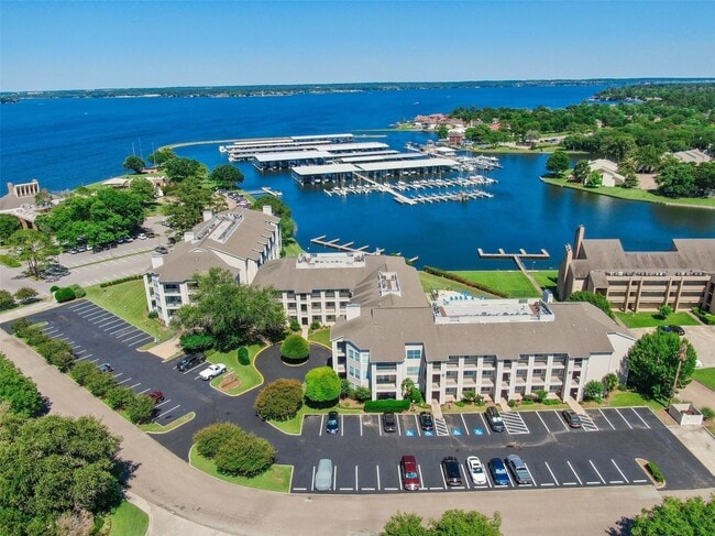 Building Photo - 12800 Melville Dr Unit B110