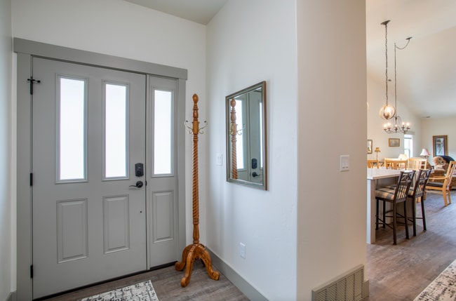 Photo - 281 W Nicklaus Ave