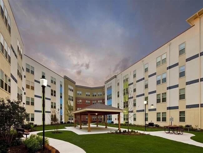 Photo - 703 N San Marcos