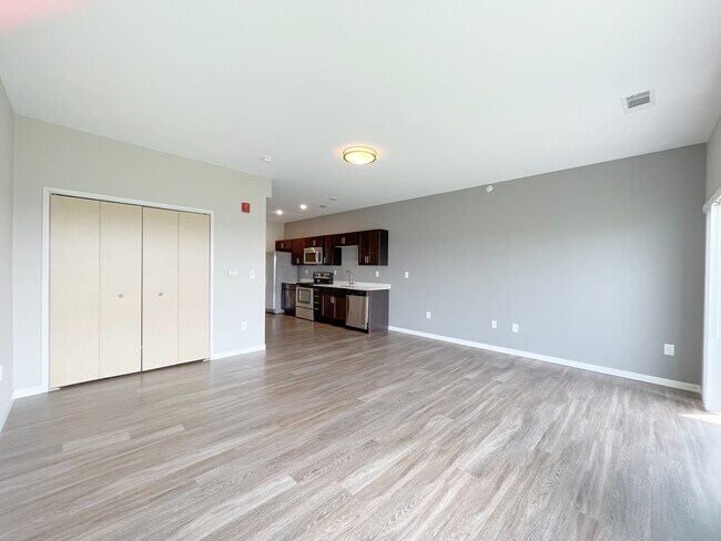 Coulee Ridge Apartments Studio