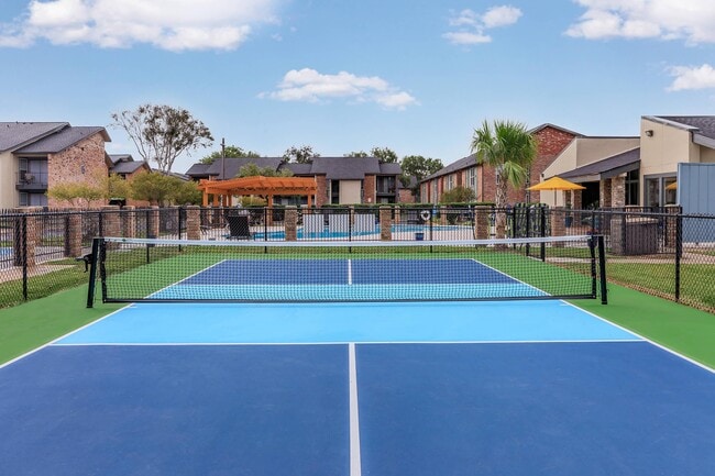 Residence at Deer Park Apartments - Residence at Deer Park Apartments